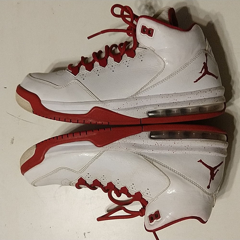 Jordan Shoes - Picture 4 of 6